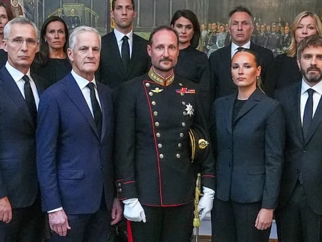 Norway, in mourning, enters a new era under King Haakon VIII