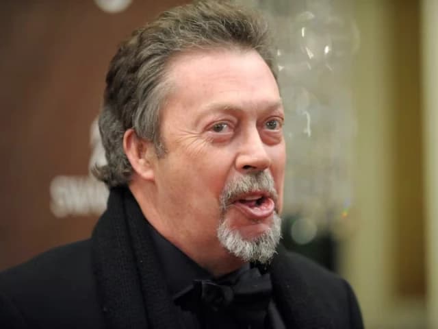 Tim Curry, actor famed for 'Rocky Horror Picture Show' and 'IT', dead at 80