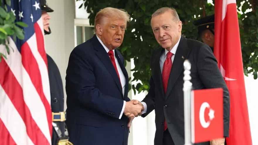 Turkish President Erdogan urges Trump to prioritize diplomacy in ongoing Iran tensions