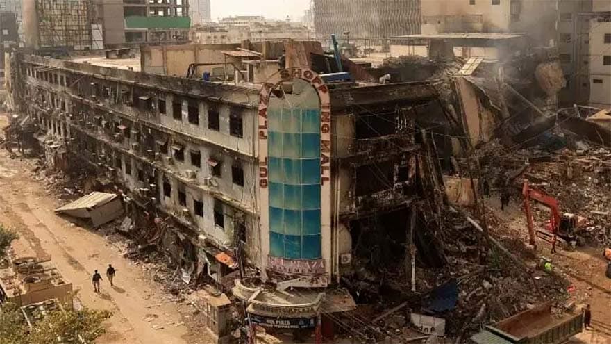 Gul Plaza building kept in use despite its dangerous condition: judicial commission