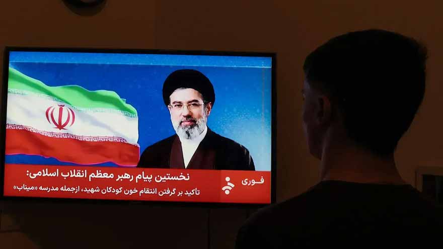 Iran's supreme leader urges Gulf rulers in written message to unite against, confront 'real enemy'