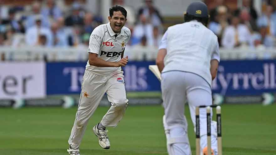 Five-wicket Abbas gets on Lord's honours board as Pakistan on 389-run chase to win second Test