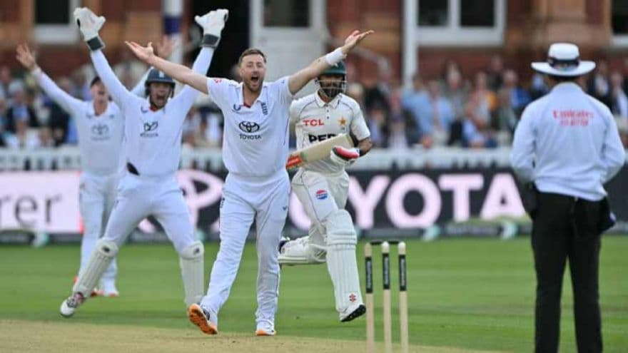 Pakistan suffer Lord's defeat after 16 years as England seal Test series